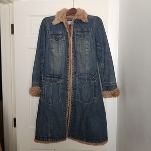 Beautiful Long Denim Sherpa Jean Jacket Coat: Fits size 2 to size 4 (XS)